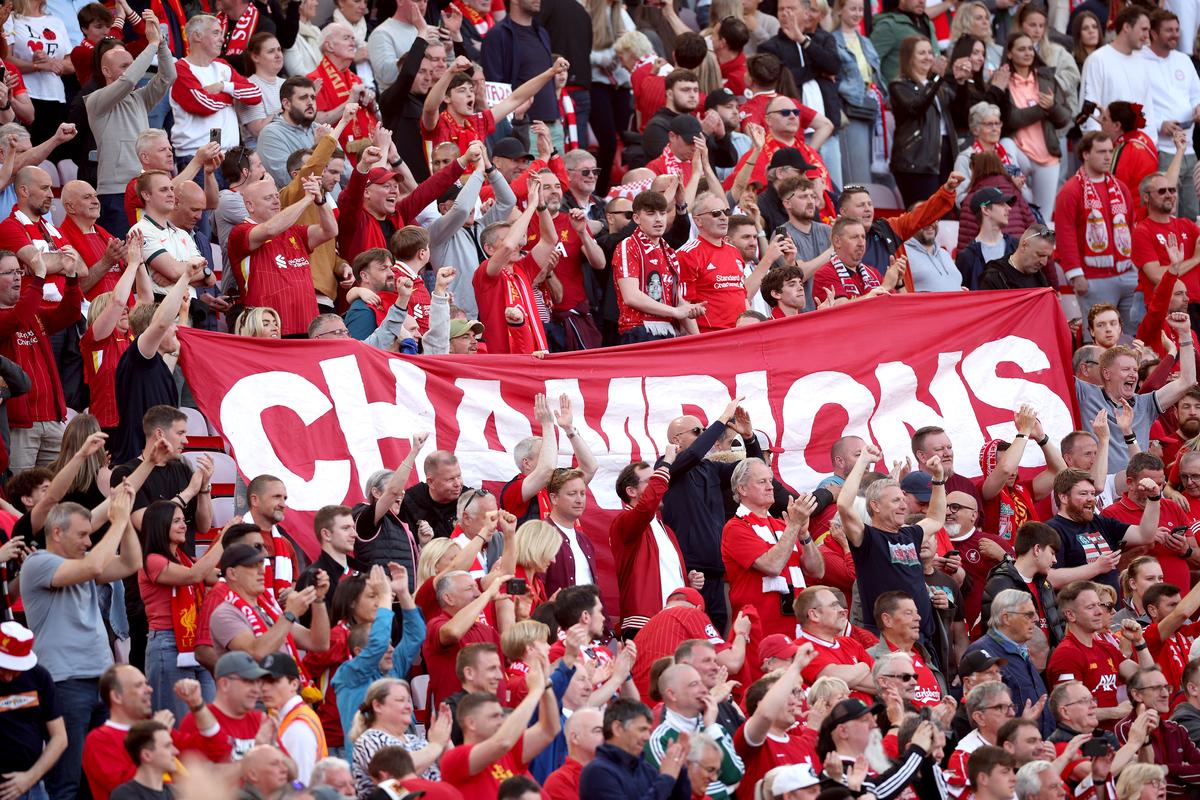 利物浦遭遇惨败,英超霸主姿态受挑战 利物浦遭遇惨败,英超霸主姿态受挑战