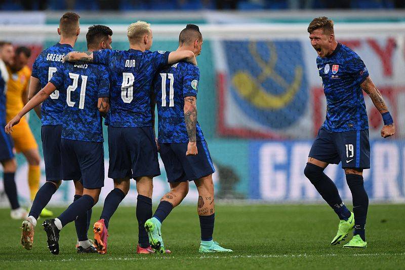 九游娱乐首页-包含西班牙小胜斯洛伐克，晋级淘汰赛悬念解除的词条