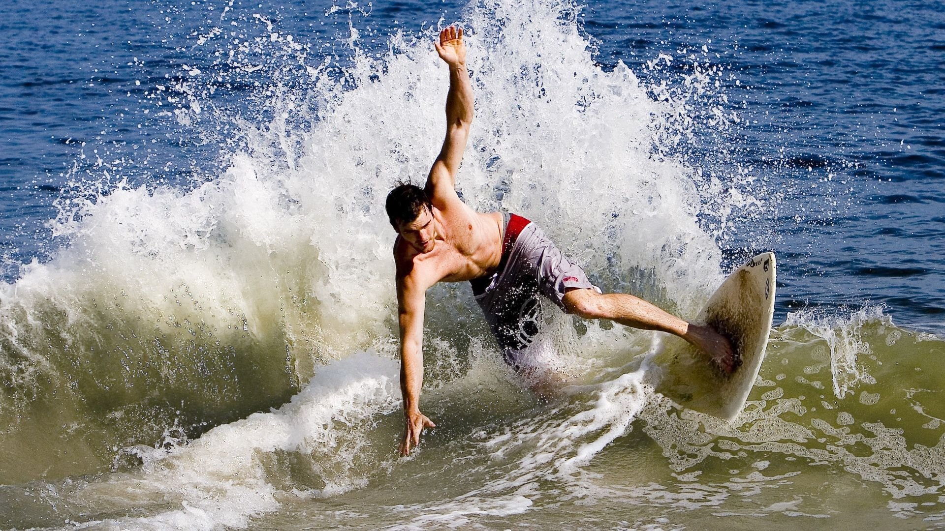 赖斯节奏魔法,西班牙如何用非典型控球瓦解利物浦的压迫风暴